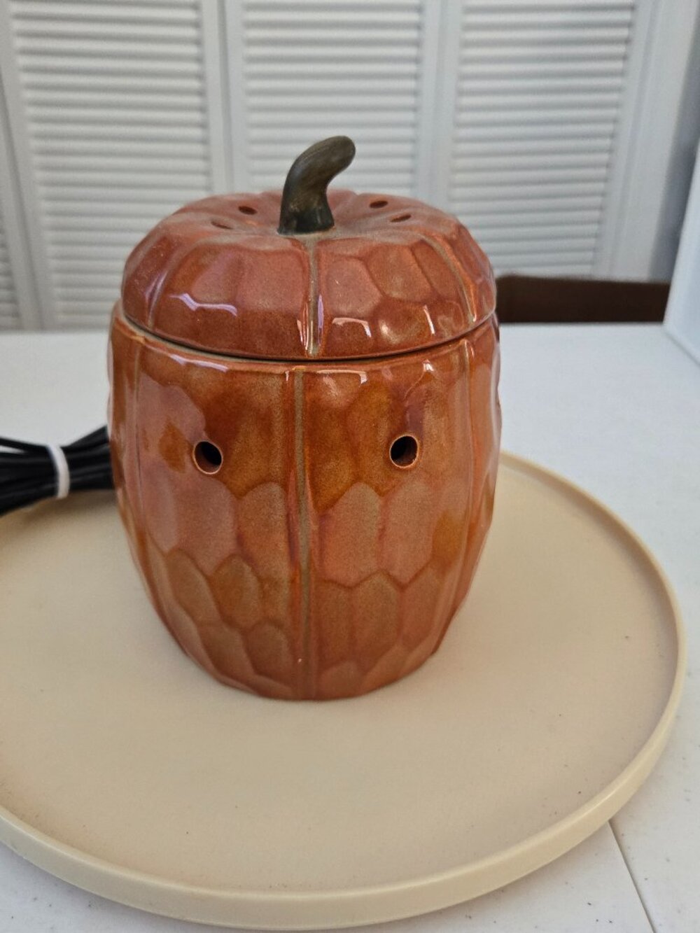 Scentsy Pumpkin Warmer Mid-Size Fall Thanksgiving Halloween Autumn Retired